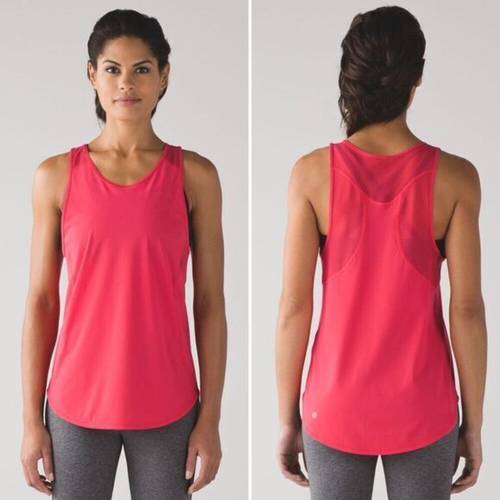 Lululemon Sculpt Tank II in Lush Coral Size 4